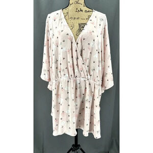 Disney Top Women Plus 6 Blush Black‎ Minnie Kimono Sleeve V-Neck Tunic Blouse